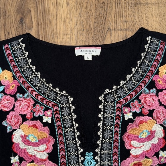 ANDREE Black Embellished Blouse with 3/4 Sleeves - Picture 5 of 7